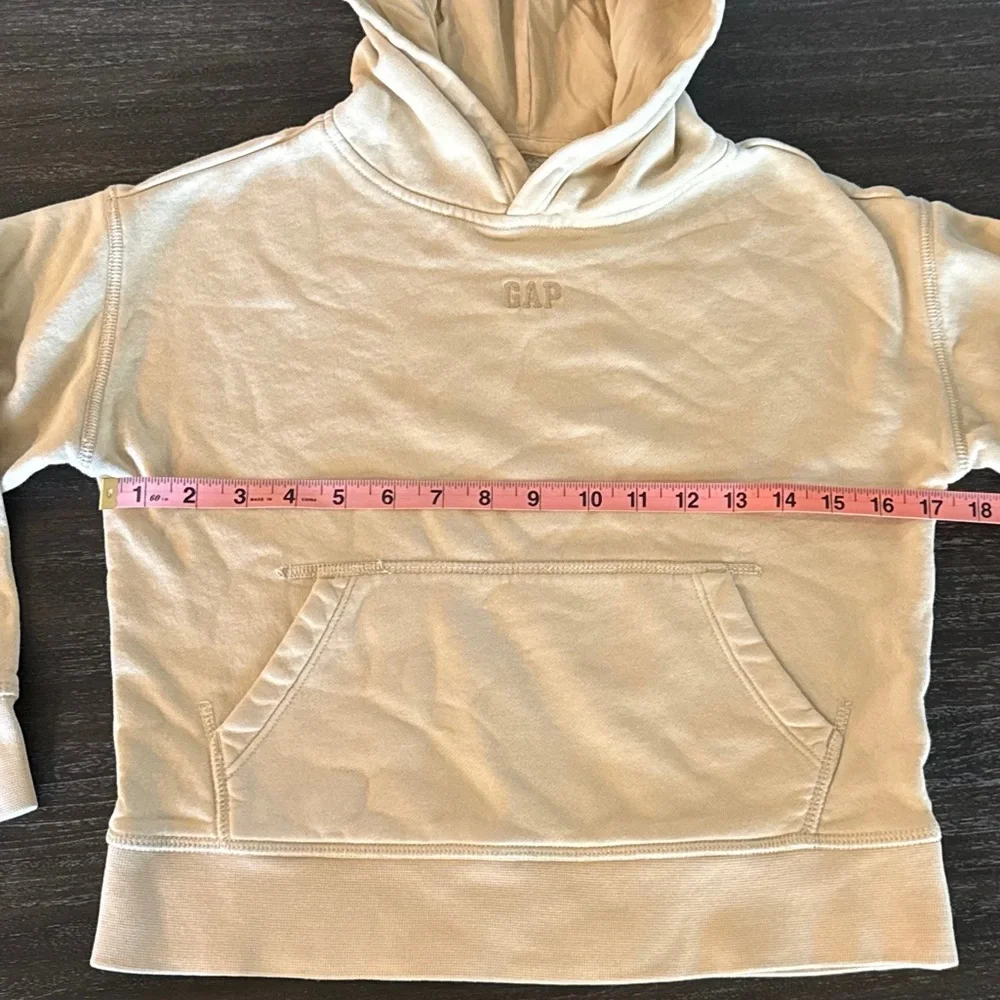 Gap Kids Small (6/7) Light Tan/Khaki Hoodie